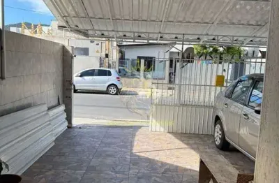 Casa térrea à venda, nova esperança, balneário camboriú, sc
