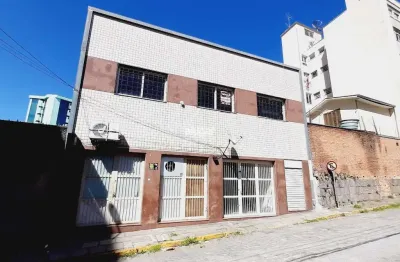 Sala comercial para alugar na Rua Irma Valiera, São Pelegrino, Caxias do Sul