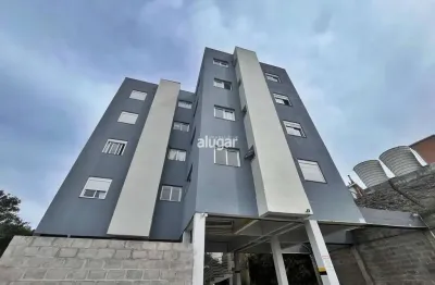 Apartamento com 2 quartos para alugar na Rua Barão do Amazonas, Diamantino, Caxias do Sul