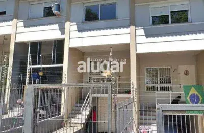 Casa com 2 quartos para alugar na Rua Cesare Cambruzzi, 172, Nossa Senhora da Saúde, Caxias do Sul