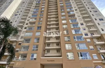 Apartamento com 3 quartos para alugar na Rua Treze de Maio, Cristo Redentor, Caxias do Sul