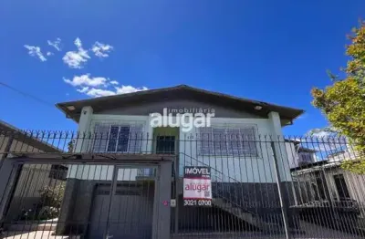 Casa com 3 quartos para alugar na Rua João Franken Filho, Kayser, Caxias do Sul