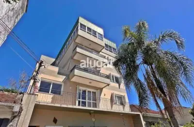 Apartamento com 3 quartos para alugar na Rua Capricórnio, Cruzeiro, Caxias do Sul