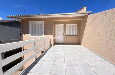 Casa com 2 quartos para alugar na Rua Avelino Antonio Pasa, Charqueadas, Caxias do Sul