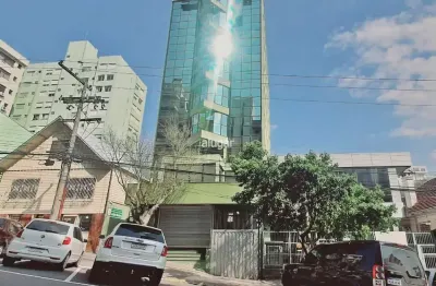 Sala comercial para alugar na Rua Borges de Medeiros, Centro, Caxias do Sul