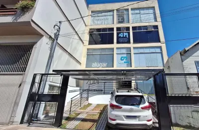 Sala comercial para alugar na Rua Treze de Maio, Lurdes, Caxias do Sul