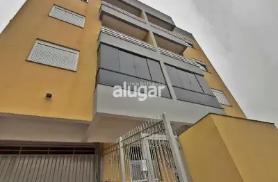 Apartamento com 2 quartos para alugar na Rua Vicente Indicatti, Bela Vista, Caxias do Sul