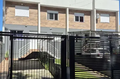 Casa com 2 quartos para alugar na Rua Euclides Machado, Desvio Rizzo, Caxias do Sul