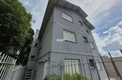 Apartamento com 3 quartos para alugar na Rua Tereza Pezzi, Panazzolo, Caxias do Sul