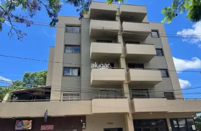 Cobertura com 3 quartos para alugar na Rua Pedro Tomasi, Exposição, Caxias do Sul