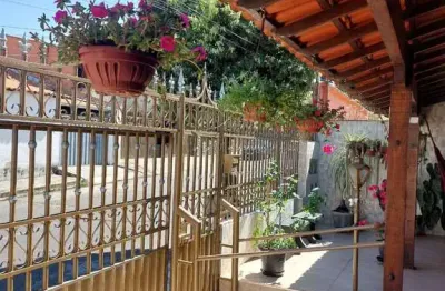Casa com 3 quartos à venda na Rua Oito, Conjunto Nova Pampulha (Justinópolis), Ribeirão das Neves