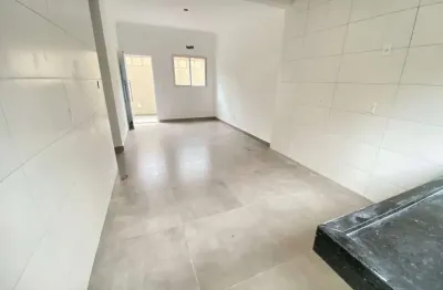 Casa com 2 quartos à venda na Avenida Santista, Morro Nova Cintra, Santos