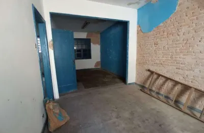 Prédio comercial à venda no centro de santos – 2 andares e 5 salas – ref. 26417