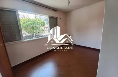 Casa com 2 quartos para alugar na Rua Conselheiro Ribas, Embaré, Santos