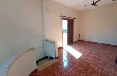 Casa com 4 quartos para alugar na Rua Visconde de Faria, Campo Grande, Santos