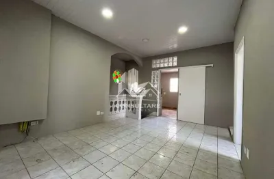 Casa locação de 3 dormitórios no bairro da ponta da praia r$4,000