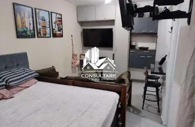 Kitnet a 1 quadra da praia na ponta da praia em santos – localização privilegiada