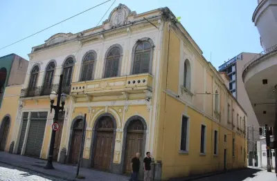 Prédio comercial à venda no centro histórico de santos – 3.000 m² | ref. 5462