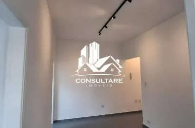 Apartamento reformado com vista para a praça no coração de são vicente - ref: 5576rm