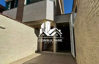 Casa sobreposta alta reformada – 3 dorms no marapé, santos/sp – r$ 780.000