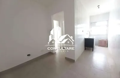 Apartamento living amplo localizado no bairro gonzaguinha em são vicente/sp., 45m², uma quadra da praia.
