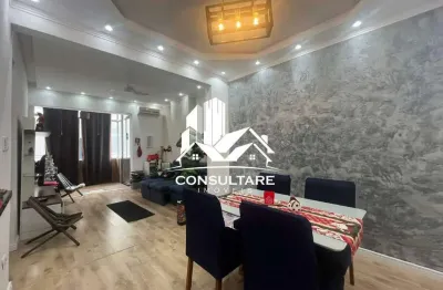 Apartamento 2 Quartos com 1 Suíte – Centro de São Vicente, 80 m², 100% reformado e vaga suficiente.