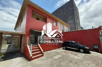 Casa com 3 quartos para alugar na Avenida Conselheiro Nébias, Vila Mathias, Santos