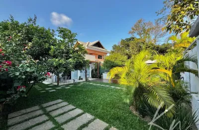 Exclusiva casa no coração polo gastronômico de vargem grande