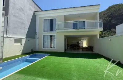 Casa com 3 quartos para alugar na Rua Ciro Aranha, 20, Vargem Pequena, Rio de Janeiro