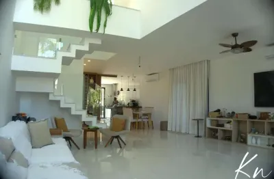 Casa com 3 quartos para alugar na Avenida Di Cavalcanti, 540, Barra da Tijuca, Rio de Janeiro