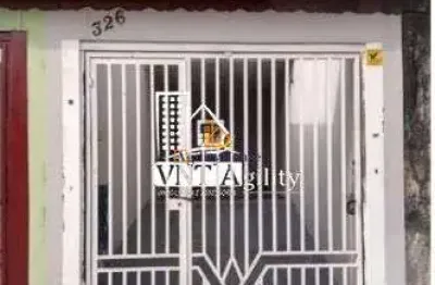Sobrado com 3 quartos e 1 suite, 2 banheiros e 3 vagas à venda, por r$ 640.000