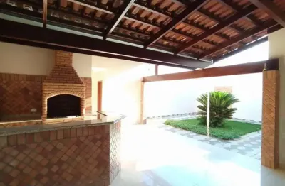 Casa para venda em uberlândia, copacabana, 4 dormitórios, 1 suíte, 2 banheiros, 3 vagas