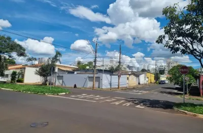 Terreno à venda na Avenida Liberdade, Patrimônio, Uberlândia