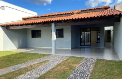 Casa para venda em uberlândia, alto umuarama, 3 dormitórios, 1 suíte, 2 banheiros, 1 vaga