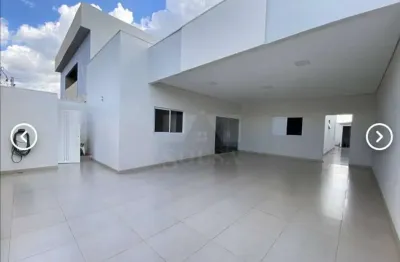 Casa para venda em uberlândia, laranjeiras, 3 dormitórios, 1 suíte, 1 banheiro, 4 vagas