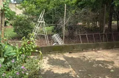 Terreno para Venda em Uberlândia, Morada Nova, 2 dormitórios, 1 banheiro, 2 vagas