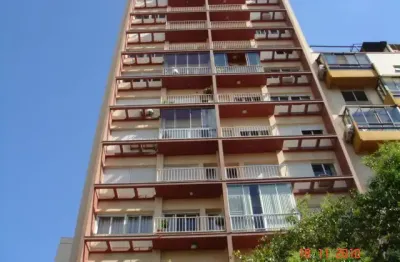 Apartamento com 3 quartos à venda na Rua Duque de Caxias, 707, Centro Histórico, Porto Alegre