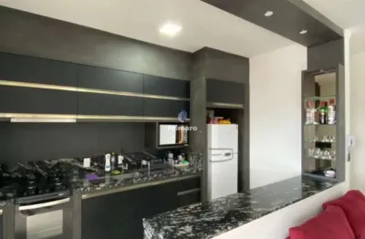 Apartamento 3 quartos 1 suíte 1 vaga de garagem semimobiliado centro