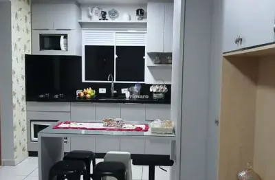 Apartamento com 2 quartos, 1 banheiro, semimobiliado
