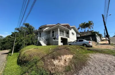 Casa com 3 quartos à venda na Rua Adorildo Simão, 126, Vila Isabel, Criciúma