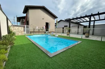 Casa a venda com piscina bairro sao defende em criciuma
