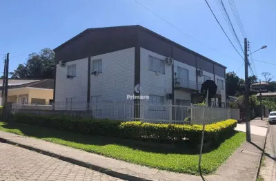 Casa a venda operaria nova criciuma 03 quartos banheiro social sala cozinha gara