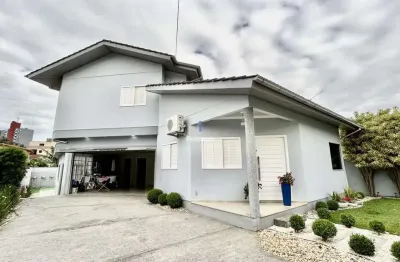 Casa alto padrao 3 quartos 1 suite 2 vagas a venda rio maina  criciuma