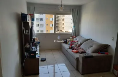 Apartamento a venda 3 quartos 1 vaga de garagem Semimobiliado Centro