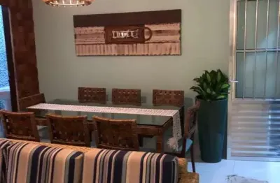 Casa à venda com 47,65m² 01 quarto, sala com cozinha americana, 01 vaga de garagem chácaras, bertioga, sp.