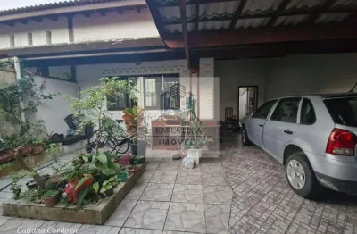 Casa à venda com 03 Dormitórios, 02 Suítes, 03 Vagas, 03 Banheiros, em Centro  -  Bertioga