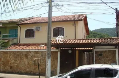 Casa com 3 quartos à venda na Rua Maria Izabel Bolckau, Maravista, Niterói