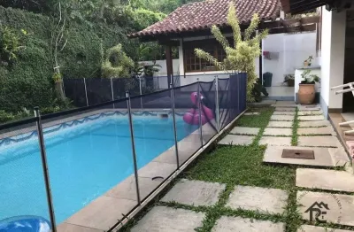 Casa em condomínio fechado com 3 quartos à venda na Rua Cinco, Itaipu, Niterói