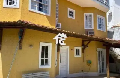 Casa com 3 dormitórios à venda, 261 m² por r$ 990.000,00 - badu - niterói/rj