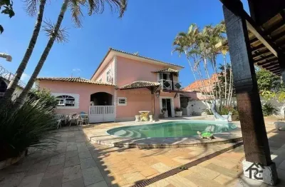 Casa com 5 quartos à venda na Rua Quatro, Itaipu, Niterói